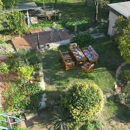 Hamax Apartmán